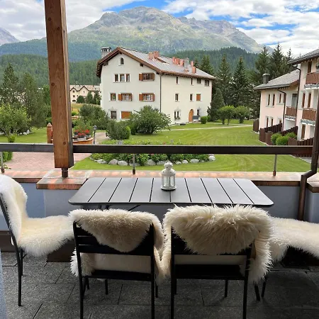 アパート Dalia E12 *